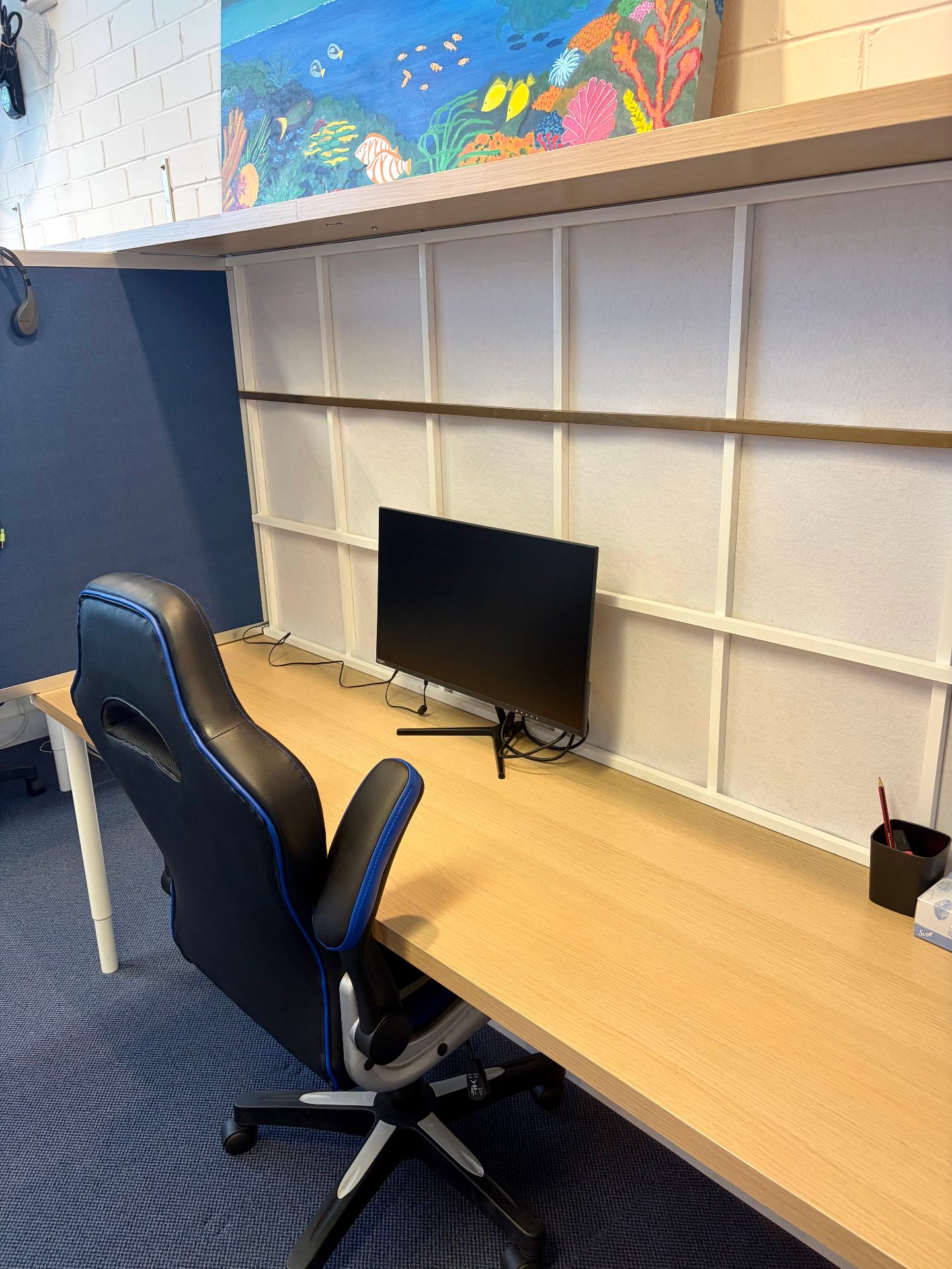 Coworking space at Northern Beaches Coworking Gordon - ergonomic chairs and 27-inch monitors at every desk